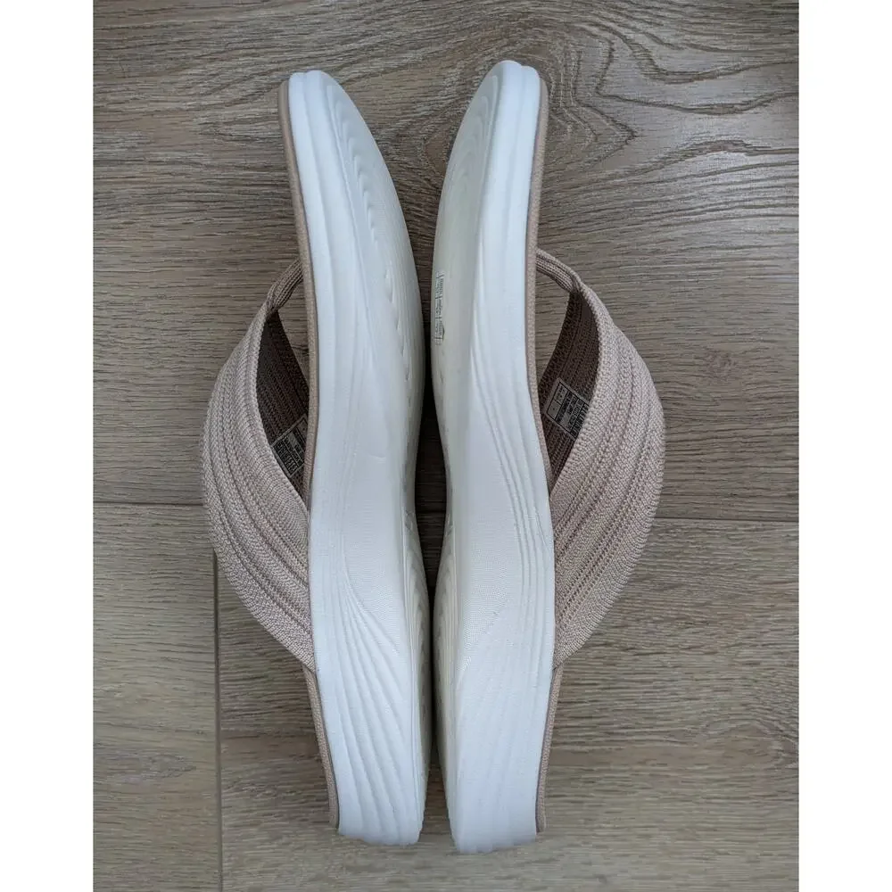 Skechers Arch Fit On The GO Sandals Womens 9 Taupe Knit Thong Flip Flops NEW